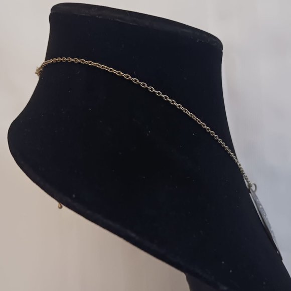 4pc Necklace, Bracelets and Earrings Set - Picture 3 of 10